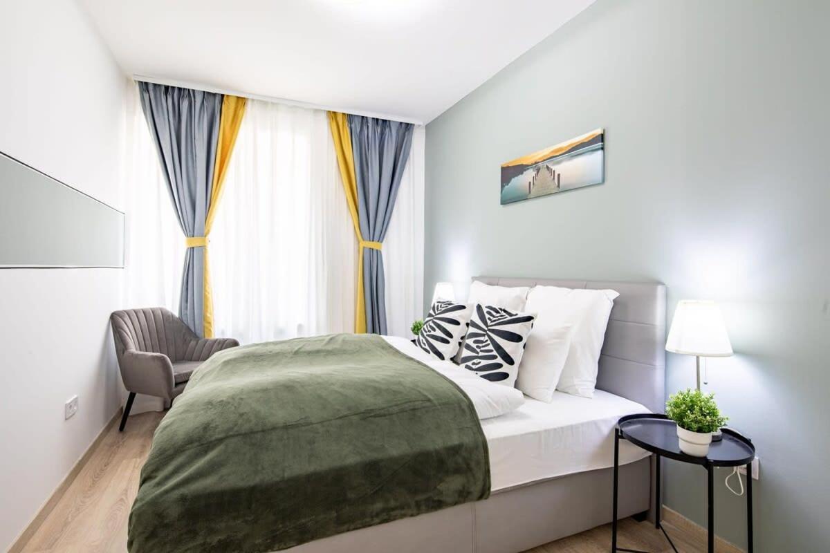 Free Parking - Balcony - Sunny - New Apartment Budapest Bagian luar foto
