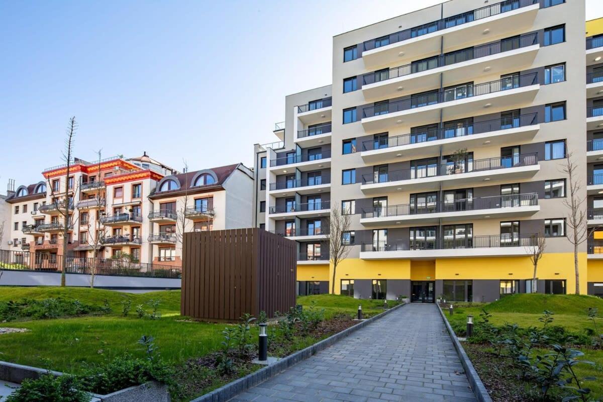 Free Parking - Balcony - Sunny - New Apartment Budapest Bagian luar foto